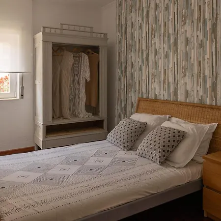 Elisabeth Holidays House Vakantiehuis Costa de Caparica