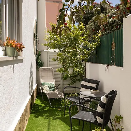 Elisabeth Holidays House * Costa da Caparica